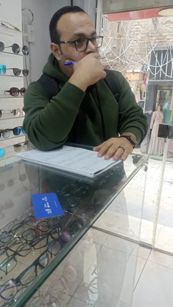 بحوث تسويق سوق النظارات
